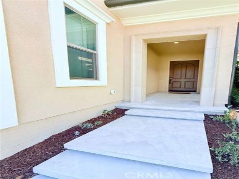 111  Sunnyslope  , Irvine, CA