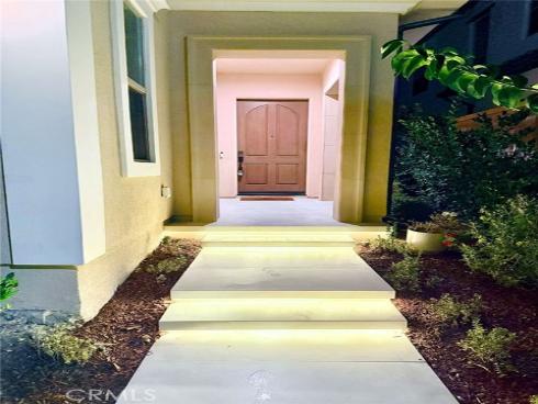 111  Sunnyslope  , Irvine, CA