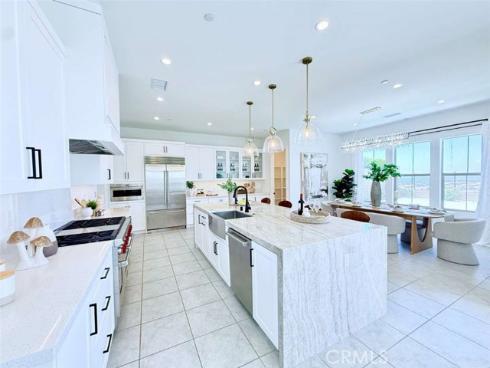 111  Sunnyslope  , Irvine, CA