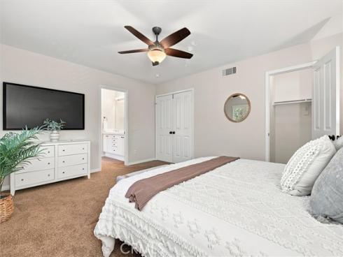 11  Kirkland  , Irvine, CA