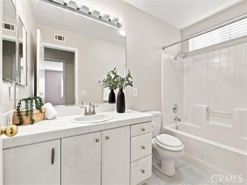 11  Kirkland  , Irvine, CA