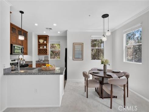 3422  Watermarke  , Irvine, CA