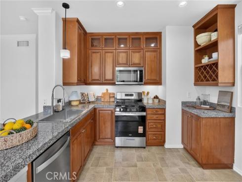 3422  Watermarke  , Irvine, CA