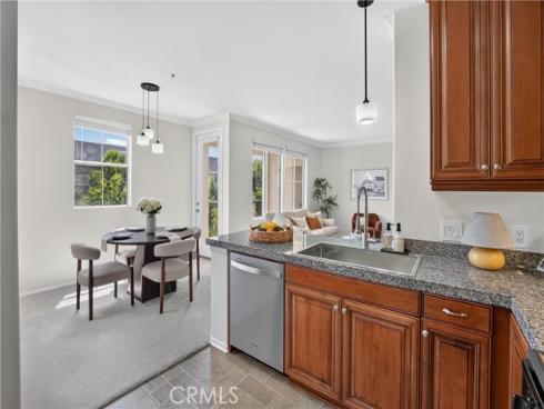 3422  Watermarke  , Irvine, CA