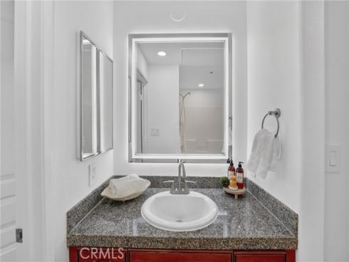 3422  Watermarke  , Irvine, CA