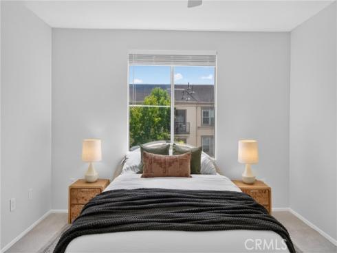 3422  Watermarke  , Irvine, CA