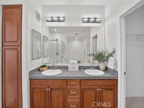 3422  Watermarke  , Irvine, CA