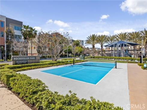 3422  Watermarke  , Irvine, CA