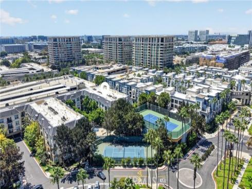 3422  Watermarke  , Irvine, CA