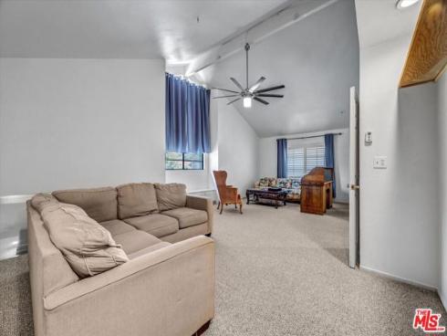 17  Castillo  , Irvine, CA