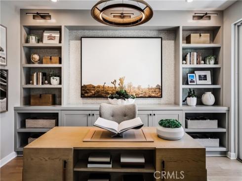 160 Palisades , Irvine, CA