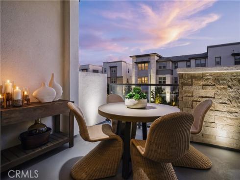 160 Palisades , Irvine, CA