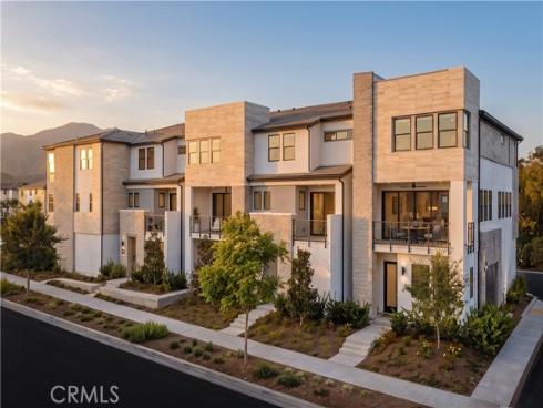 160  Palisades  , Irvine, CA