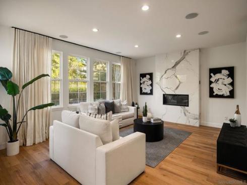 31 Montclair , Irvine, CA