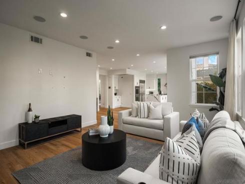 31 Montclair , Irvine, CA