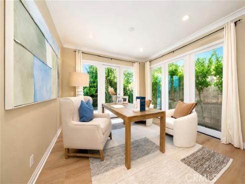 221 Mantle , Irvine, CA