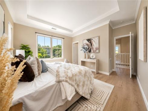 221 Mantle , Irvine, CA