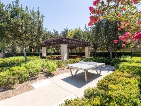 221 Mantle , Irvine, CA