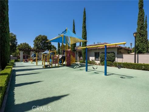 221 Mantle , Irvine, CA