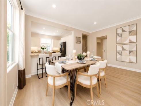 221 Mantle , Irvine, CA