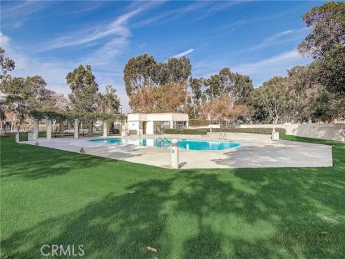 31 Greenbough 132 , Irvine, CA