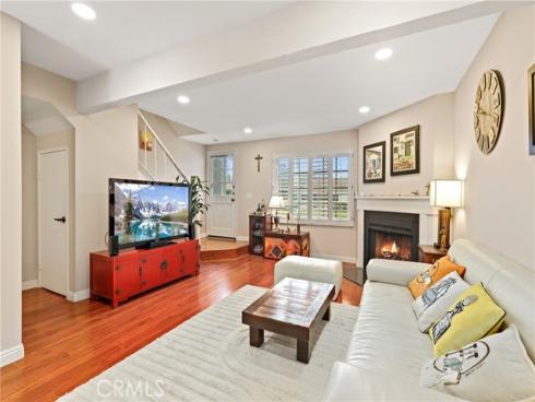 31 Greenbough 132 , Irvine, CA