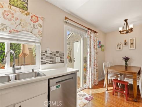 31 Greenbough 132 , Irvine, CA