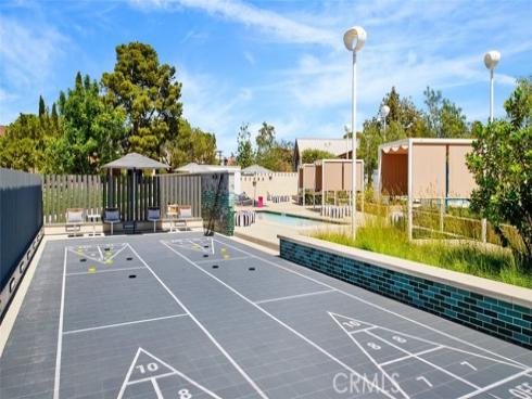 125  Waterfowl  , Irvine, CA