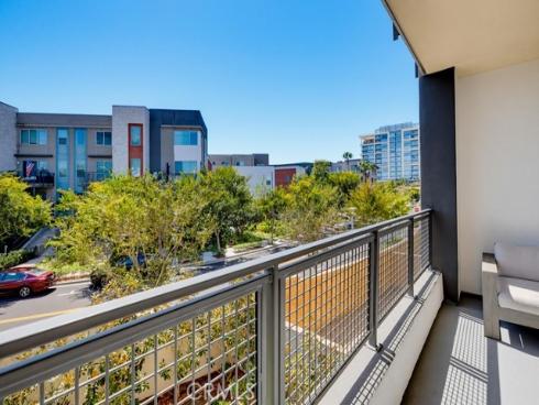 162 Bowery , Irvine, CA