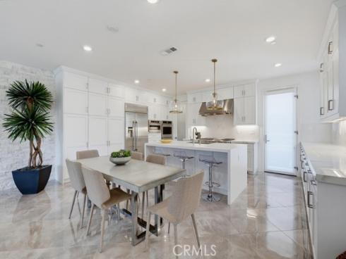 162 Bowery , Irvine, CA