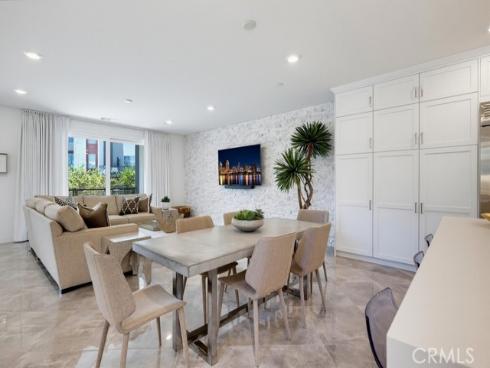 162 Bowery , Irvine, CA