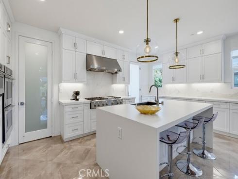 162 Bowery , Irvine, CA