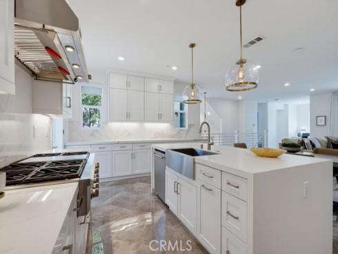 162 Bowery , Irvine, CA
