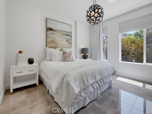 162 Bowery , Irvine, CA