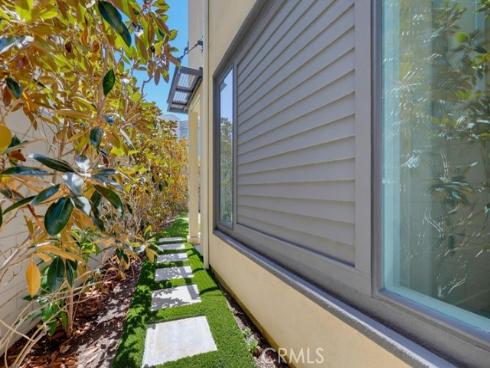 162 Bowery , Irvine, CA