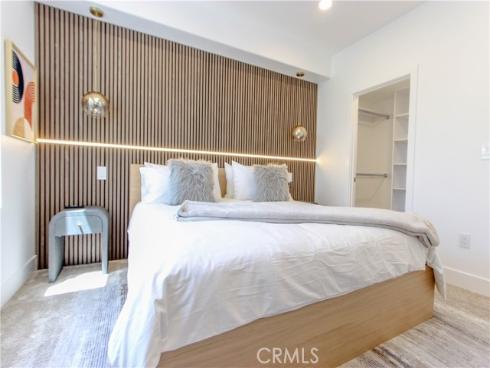 2253  Martin  302 , Irvine, CA