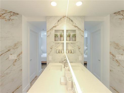 2253  Martin  302 , Irvine, CA
