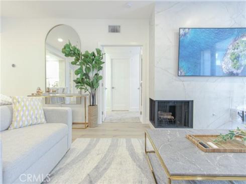 2253  Martin  302 , Irvine, CA