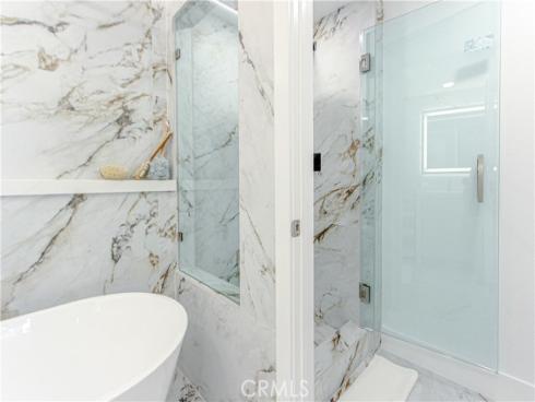 2253  Martin  302 , Irvine, CA