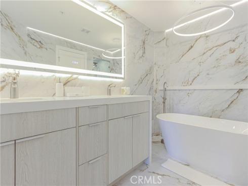 2253  Martin  302 , Irvine, CA