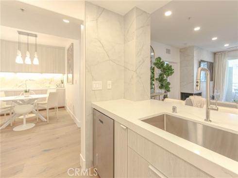2253  Martin  302 , Irvine, CA