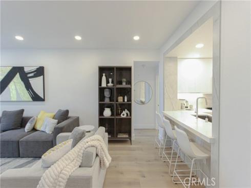 2253  Martin  302 , Irvine, CA