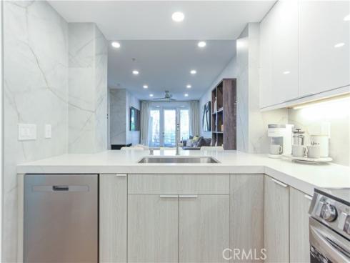 2253  Martin  302 , Irvine, CA