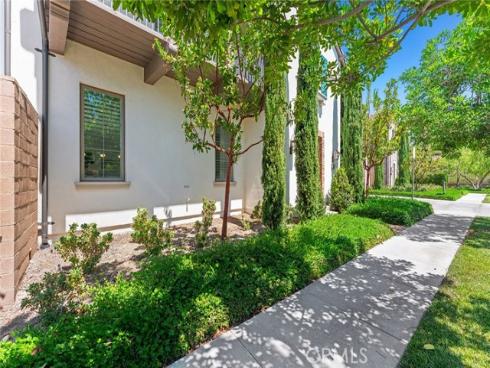115 Della , Irvine, CA