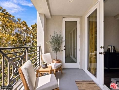 2233  Martin  309 , Irvine, CA