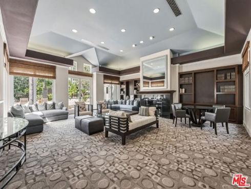 2233  Martin  309 , Irvine, CA