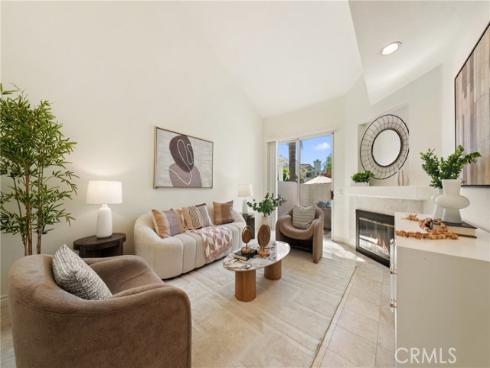 130 Almador , Irvine, CA