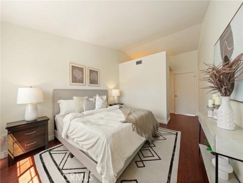 130 Almador , Irvine, CA