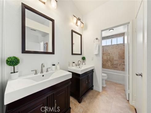 130 Almador , Irvine, CA