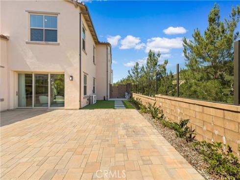 147 Fairgreen , Irvine, CA